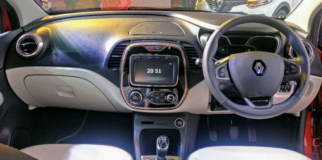 renault captur interior