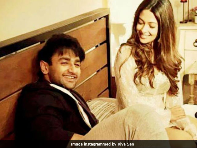 Riya Sen Refused To Shoot Intimate Scenes In <i>Ragini MMS Returns</i>