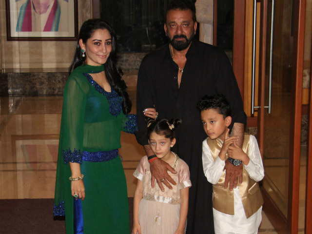 Eid <I>Mubarak</I>: Sanjay Dutt And Maanyata Celebrate With Team <I>Bhoomi</i>