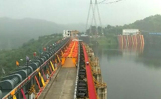 sardar sarovar dam