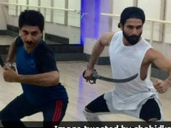 Shahid Kapoor Trains Rigorously In Sword-Fighting For <i>Padmavati</i>. See Pics