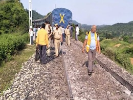 7 Coaches Of Shaktipunj Express Derail In Uttar Pradesh's Sonbhadra 7 Coaches Of Shaktipunj Express Derail In Uttar Pradesh's Sonbhadra