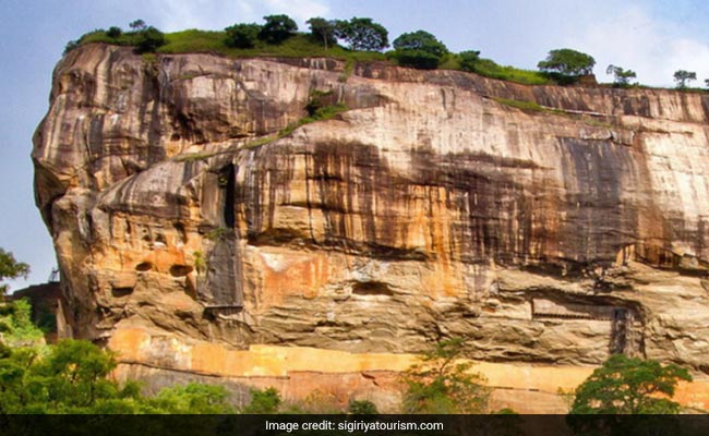 नहीं हुआ था रावण का अंतिम संस्कार, इस गुफा में आज भी मौजूद है शव!