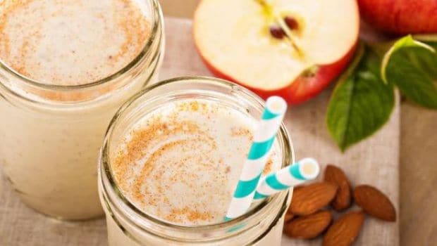 10 Things To Add To Your Smoothies For Quicker Weight Loss