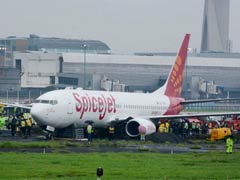 मुंबई स्पाइसजेट हादसा : डीजीसीए ने दो पायलटों के उड़ान भरने पर लगाई रोक