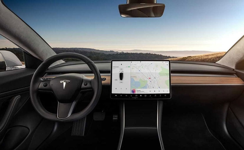 tesla model 3 dashboard