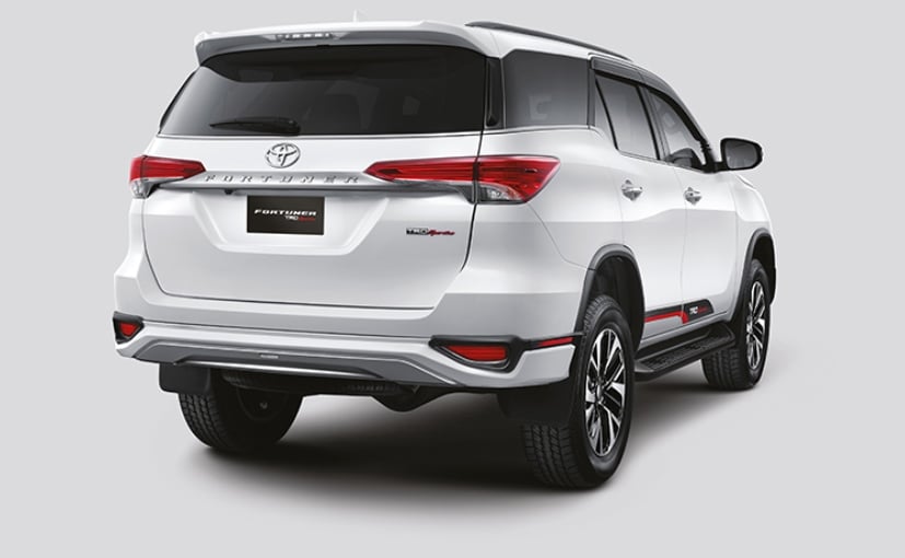 toyota fortuner trd sportivo rear