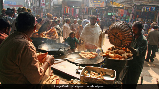 9 Varanasi (Benaras) Street Foods that You Shouldn't Miss