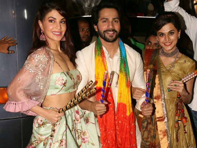 Navratri 2017: <i>Judwaa 2</i>'s Varun Dhawan, Taapsee Pannu And Jacqueline Fernandez Have An 'EPIC' <i>Dandiya</i> Night