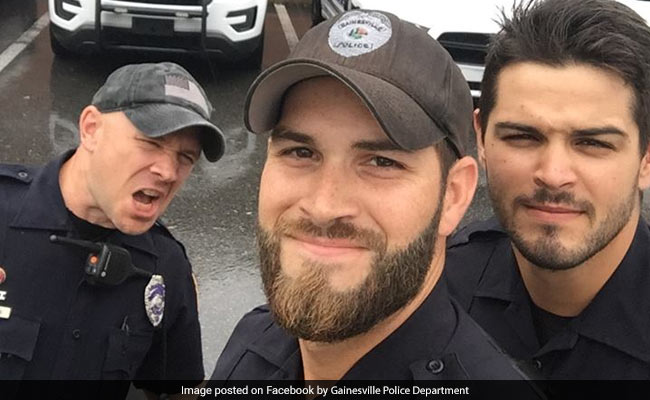 Cops Post Innocent Selfie. It's Now Viral Thanks To These Comments