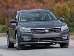 Volkswagen Passat vs Honda Accord vs Toyota Camry vs Skoda Superb: Specifications Comparison