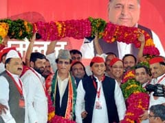Akhilesh Yadav Re-elected As Samajwadi Party Boss, Father Mulayam Missing