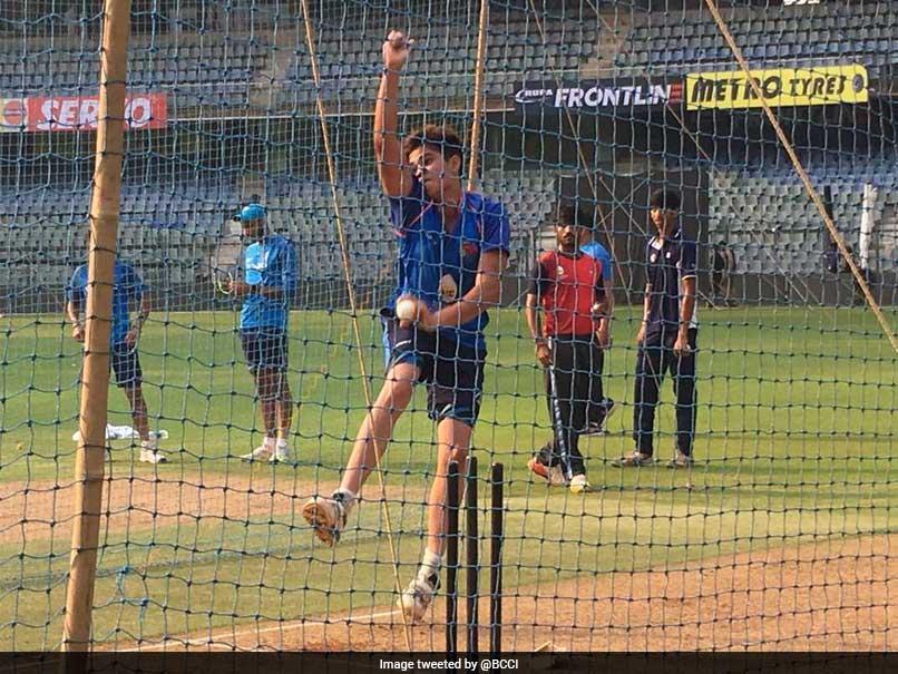 India vs New Zealand: Virat Kohli Faces Sachin Tendulkar's Son Arjun At Nets