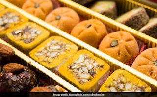 Diwali 2020: This 5-Ingredient Coconut Barfi Uses No Ghee, Chashni Or Khoya! (Recipe Video Inside)