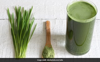 9 Reasons Why You Should Drink Barley Grass Juice