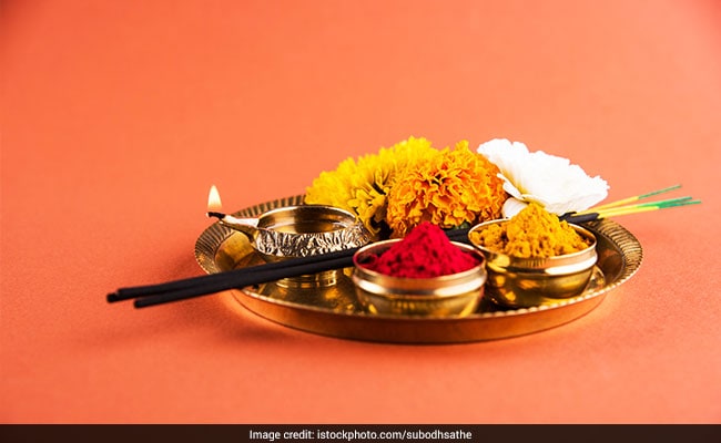 Happy Bhai Dooj 2020: आज है भाई दूज का पर्व, इस शुभ मुहूर्त में बहनें लगाएं भाइयों को टीका और बनाएं ये खास रेसिपी