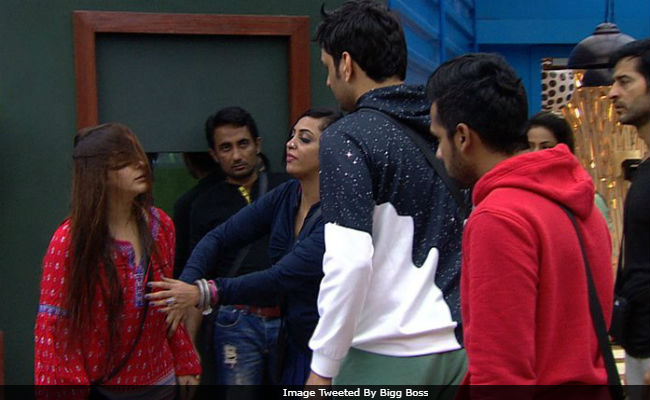 <i>Bigg Boss 11</i>, October 6: What Friday <i>Ka Faisla</i> Has In Store For Shilpa Shinde