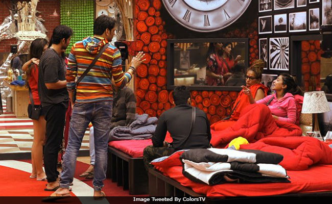 <i>Bigg Boss 11</i>, October 10, Written Update: It's Vikas Gupta Vs Hina Khan This Time