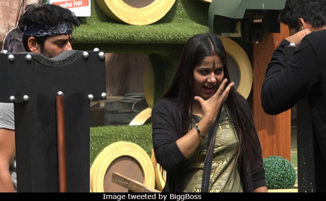 <I>Bigg Boss 11</I>, October 18, Written Update: Team Vikas Gupta Wins Luxury Budget Task And How