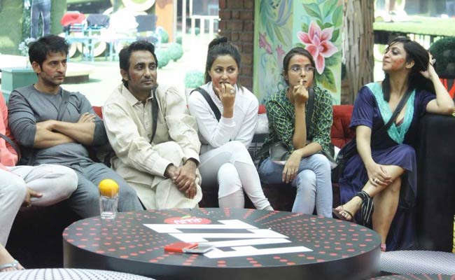 Bigg Boss: आज लगने वाला है पहला शॉक, खुलेआम होंगे नॉमिनेशन, पड़ोसी बजाएंगे सबका बाजा