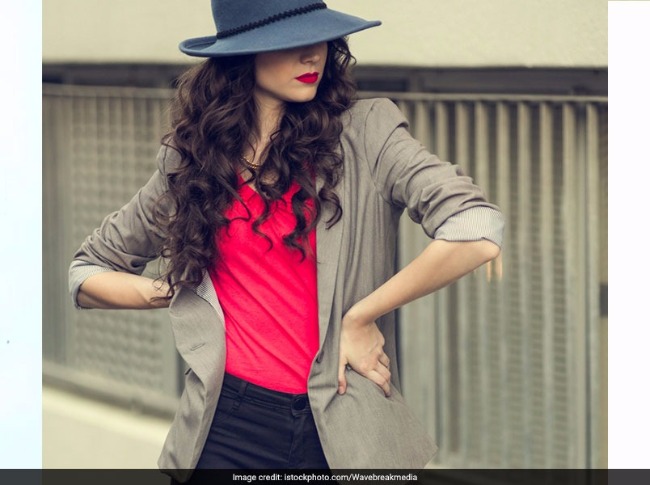 How To Wear An Oversized Blazer From Day to Night