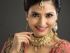 Get Glowing Naturally: 7 Kitchen Ingredients That Will be Your Best Friends for the Wedding Season Get Glowing Naturally: 7 Kitchen Ingredients That Will be Your Best Friends for the Wedding Season
