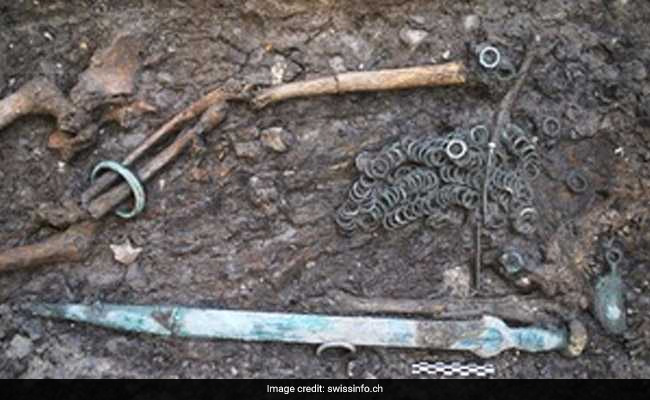 4,000-Year-Old Weapons, Lunch Box discovered In Switzerland