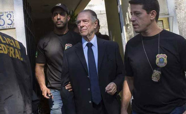 रियो ओलंपिक प्रमुख  कार्लोस नुजमैन जेल से छूटे, भ्रष्टाचार के आरोपों का करेंगे सामना