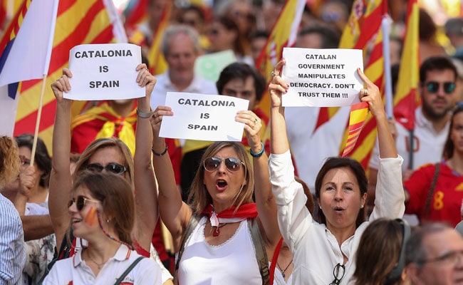 Direct Rule On Catalonia Due To Be Lifted As Separatist Govt Sworn In