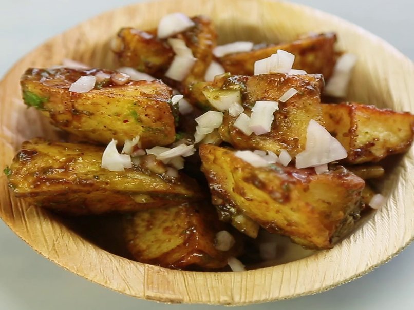 Vrat Aloo Chaat Recipe: सोमवार के व्रत में ट्राई करें आलू और मूंगफली से बनी ये चाट, बार-बार खाने को करेगा मन Vrat Aloo Chaat Recipe: सोमवार के व्रत में ट्राई करें आलू और मूंगफली से बनी ये चाट, बार-बार खाने को करेगा मन