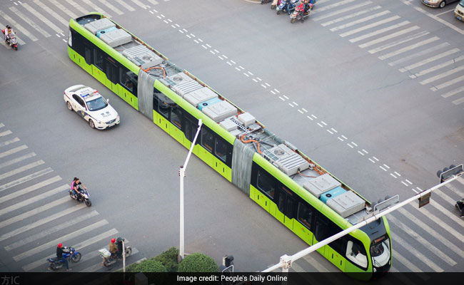 World's First 'Smart Train' Launched In China. It Runs On Virtual Tracks