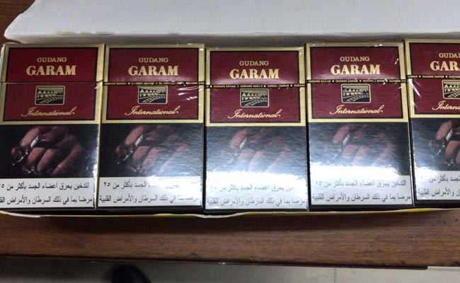 मिडिल ईस्ट से तस्करी करके लाई गई सात करोड़ की सिगरेट बरामद