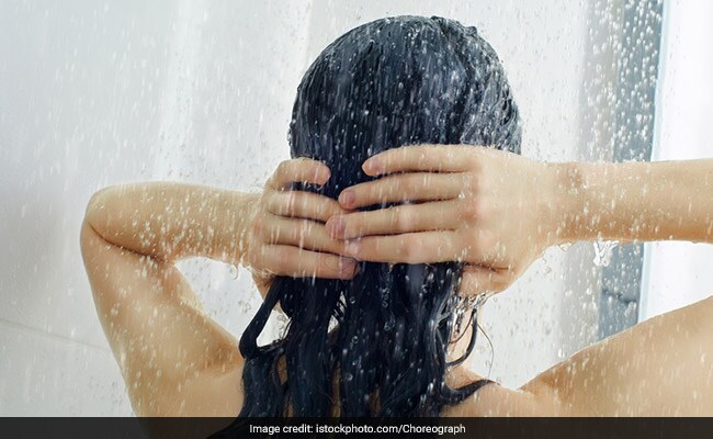 People Who Take Cold Showers Take Fewer Sick Days, Study Finds