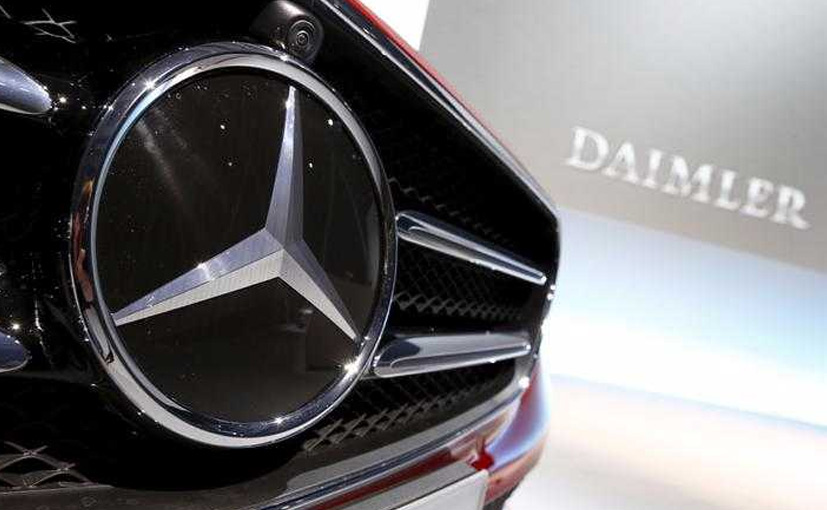 European Union Raids Daimler, Volkswagen In Cartel Inquiry