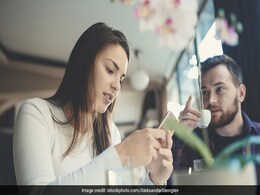 How To Slip Away From Bad Dates (The Funny Side) How To Slip Away From Bad Dates (The Funny Side)