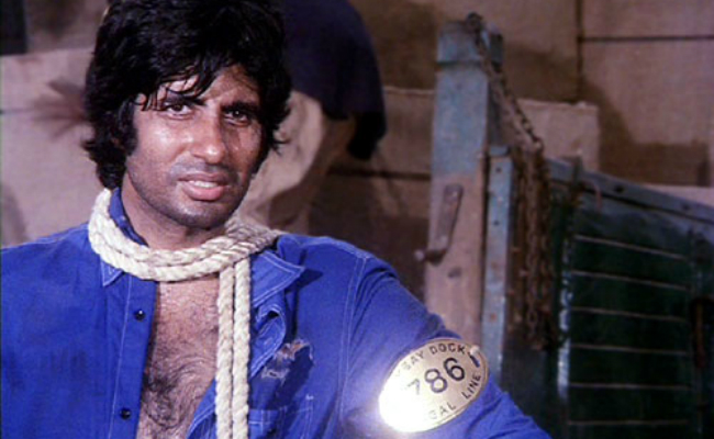 अमिताभ बच्चन नहीं थे Deewar के लिए पहली पसंद, मजबूरी की वजह से इस सुपरस्टार ने फिल्म करने से किया था इनकार