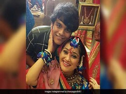 Photos: दयाबेन की हुई गोदभराई, फंक्शन में पहुंचे तारक 'मेहता' के टप्पू Photos: दयाबेन की हुई गोदभराई, फंक्शन में पहुंचे तारक 'मेहता' के टप्पू