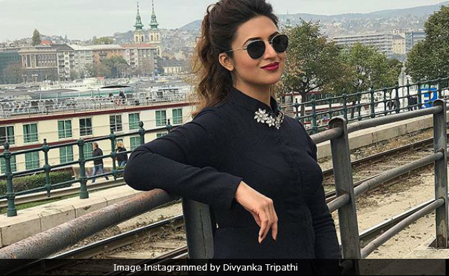 Divyanka Tripathi And <i> Ye Hai Mohabbatein</i>'s Team Lights Up Instagram With Amazing Pictures From Budapest