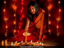 Diwali 2019: घर पर कैसे बनाएं काजू कतली, पढ़ें दिवाली पर पूजा विधि, शुभ मुहूर्त, लक्ष्मी आरती Diwali 2019: घर पर कैसे बनाएं काजू कतली, पढ़ें दिवाली पर पूजा विधि, शुभ मुहूर्त, लक्ष्मी आरती