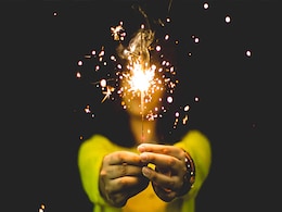 5 Ways To Prevent Diwali Pollution From Affecting Your Skin 5 Ways To Prevent Diwali Pollution From Affecting Your Skin