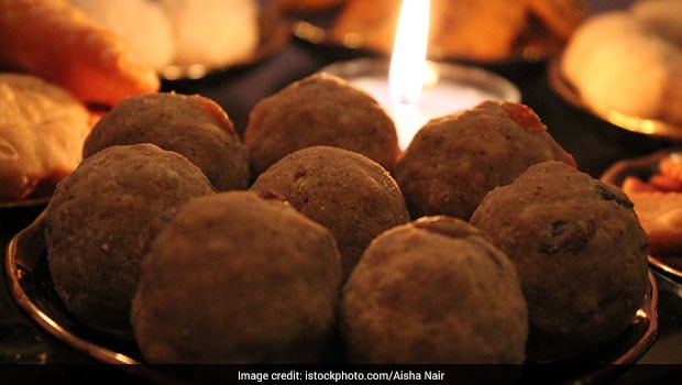 Diwali 2020: इन सात बेहतरीन रेसिपीज को इस दिवाली बनाकर अपने मेहमानों को करें इम्प्रेस