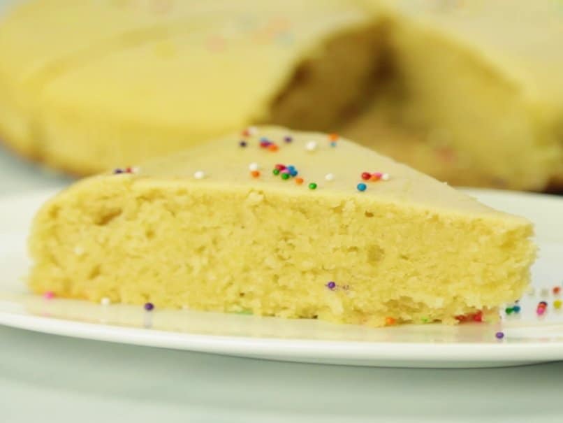 Eggless Vanilla Cake