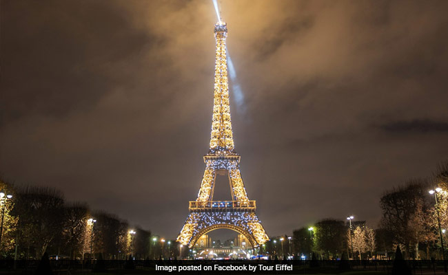Paris' Eiffel Celebrates Million Visitors With Stunning Show