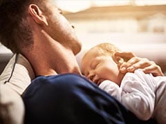 New Dads May Get Depressed Too: Try These Food to Lift Your Mood