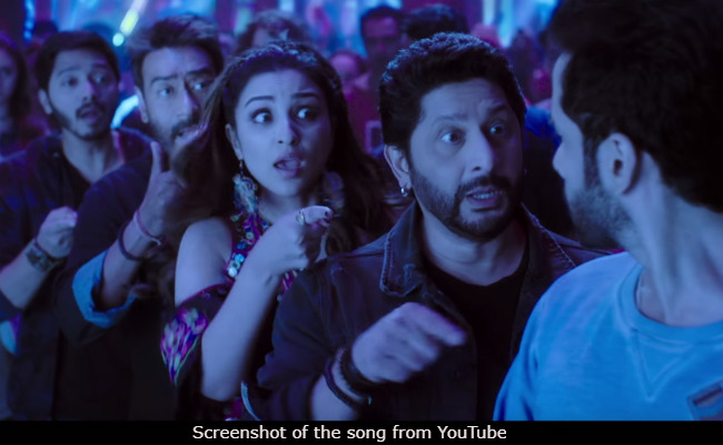 In <I>Golmaal Again</i> Song, Parineeti Chopra And Ajay Devgn Ask Tusshar Kapoor: <I>Itna Sannata Kyun Hai</i>?