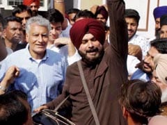 'Lost by 400 Runs,' Navjot Sidhu Exults Over Former Party BJP's Defeat In Gurdaspur