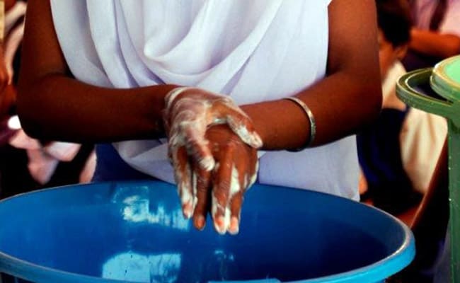 Global Hand washing Day: Deaths due to not washing hands - Global ...