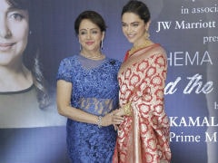 Deepika Padukone Launches Hema Malini's Biography <i>Beyond The Dream Girl</i>. Pics Here