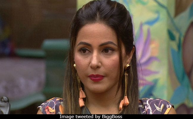 Bigg Boss 11, October 12, Written Update: Hina Khan Cries For Being Called 'Hypocrite'