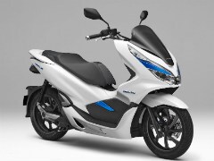 Tokyo Motor Show 2017: Honda Announces Electric, Hybrid Scooters
